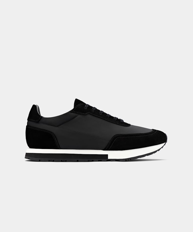 Black Sneaker