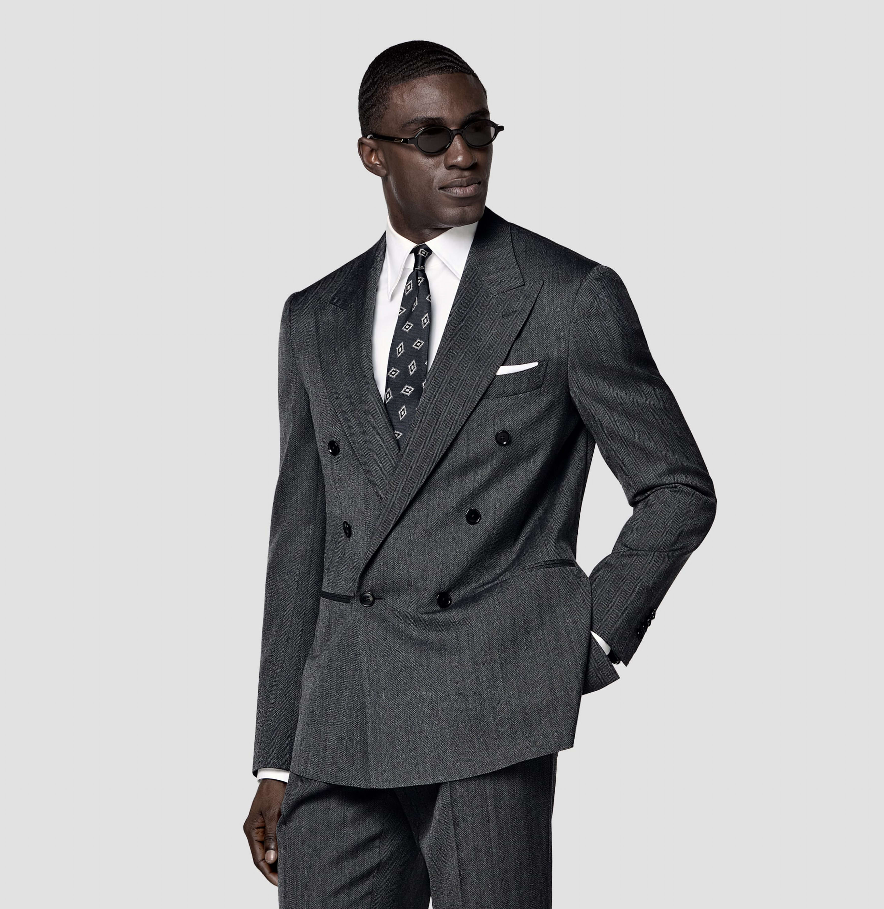 Discover Latest Suits