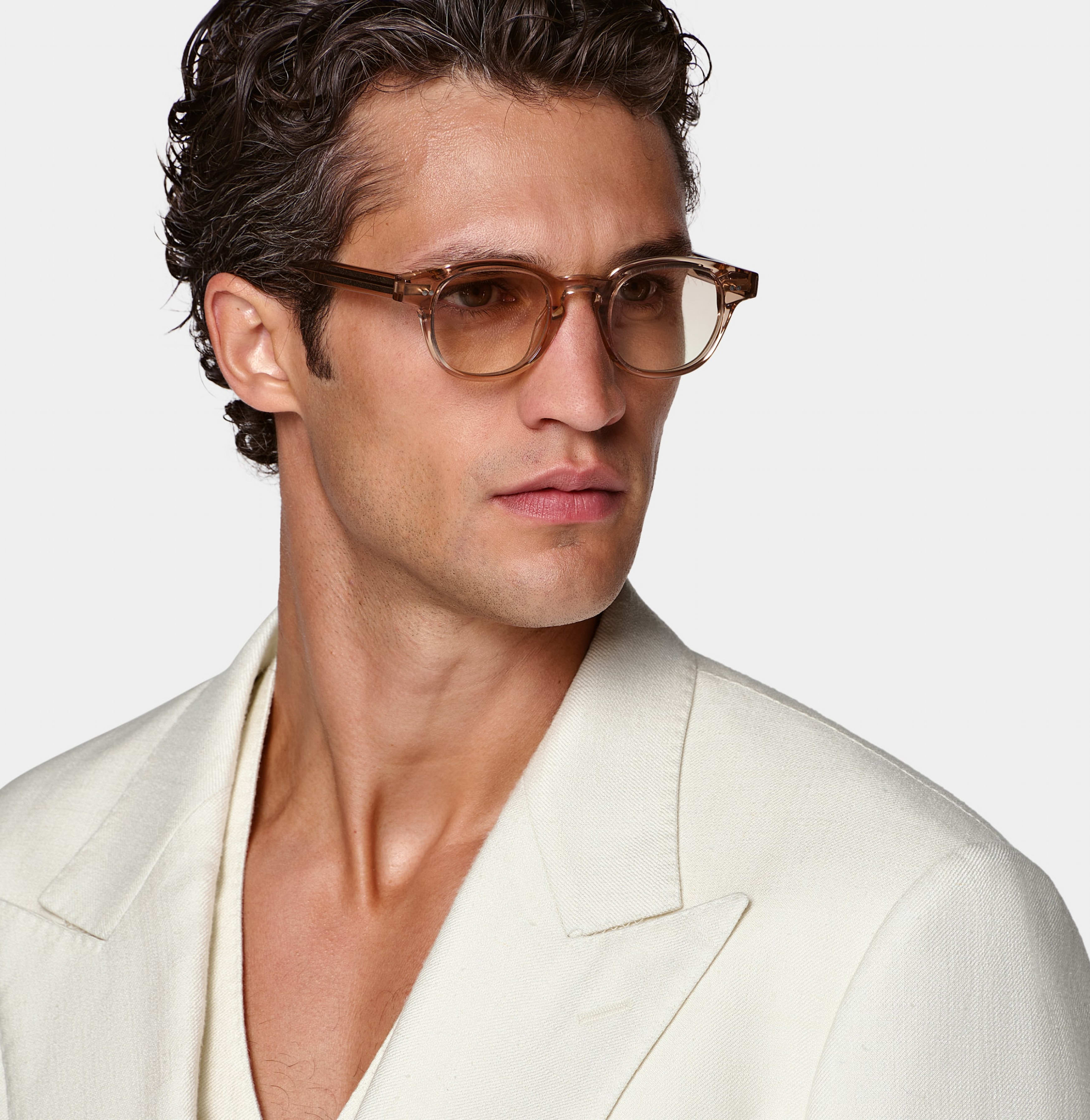 Discover Latest Suits