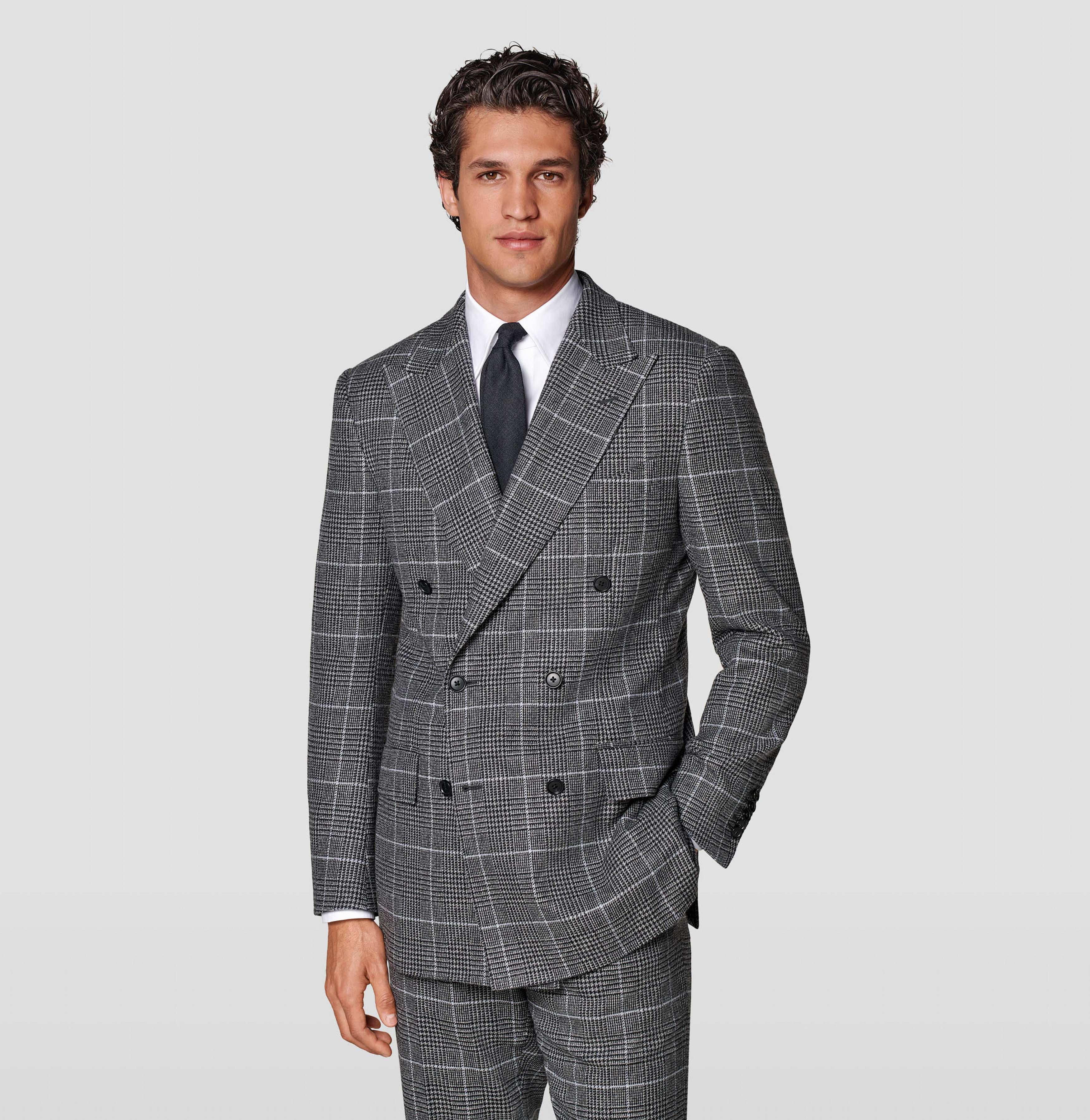 Discover Latest Suits