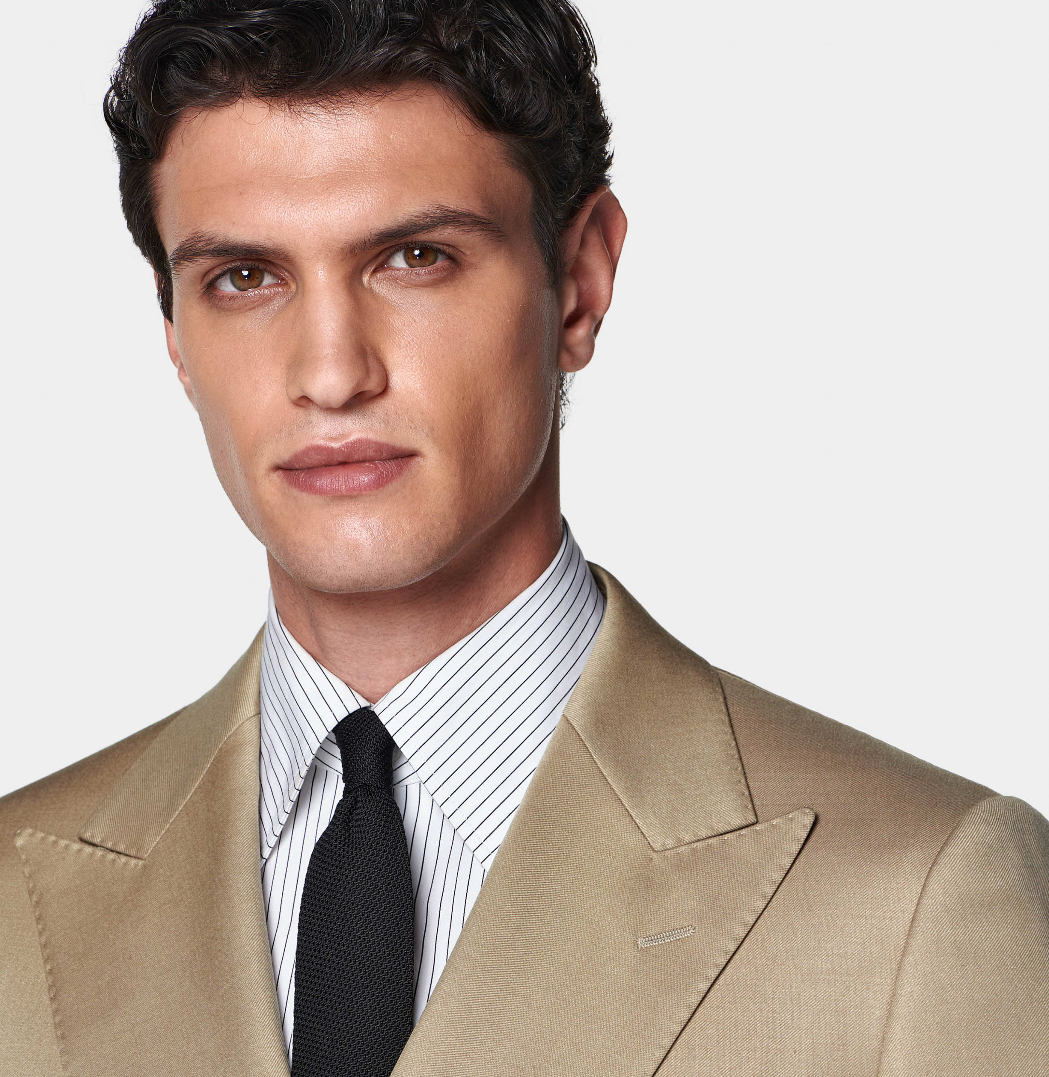 Discover Latest Suits