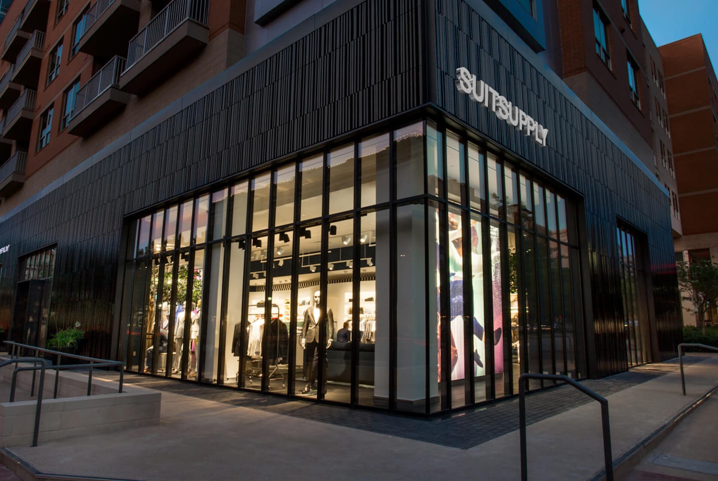 Men’s Suits in Dallas SUITSUPPLY US