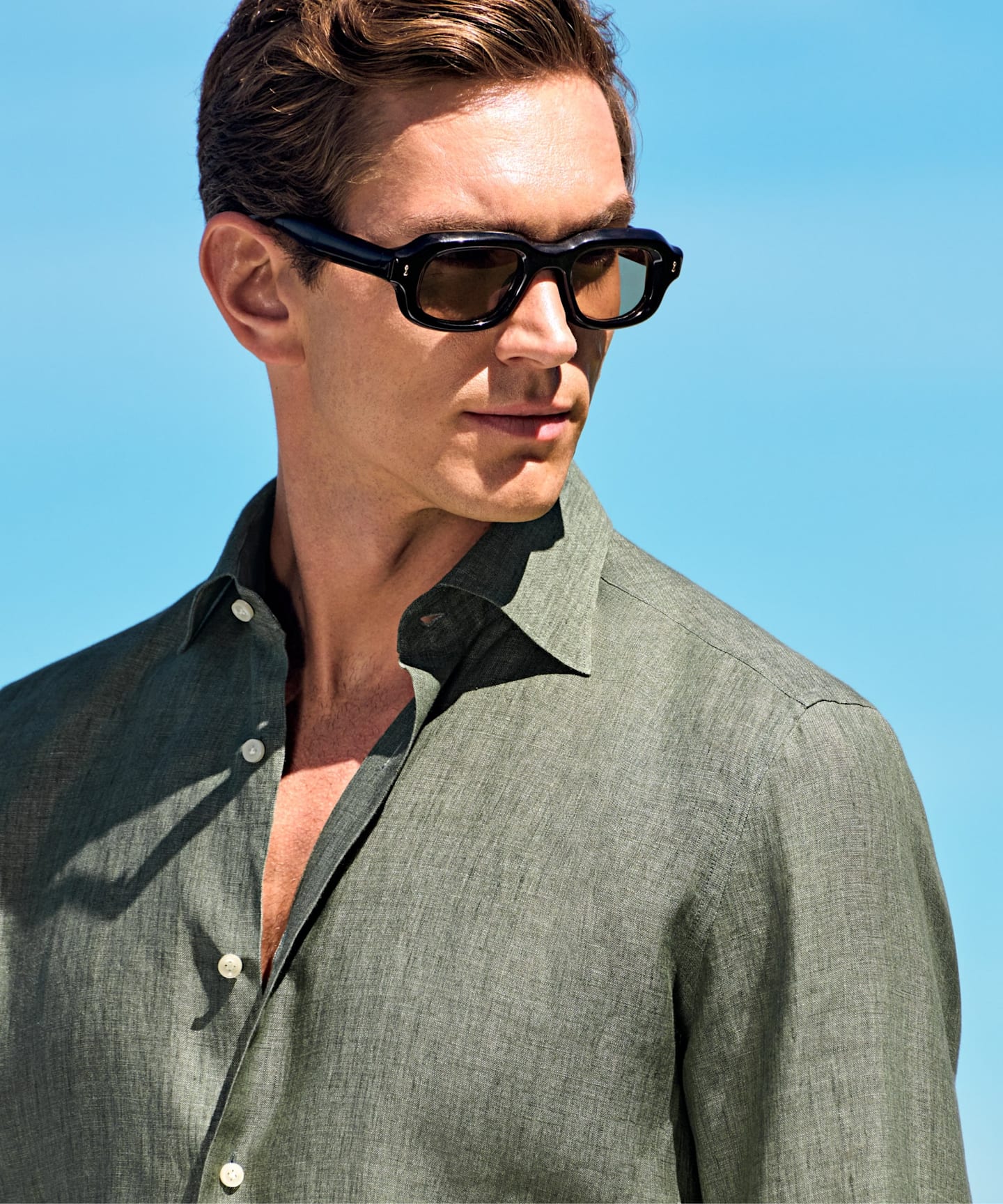 Green linen shirt, detail.