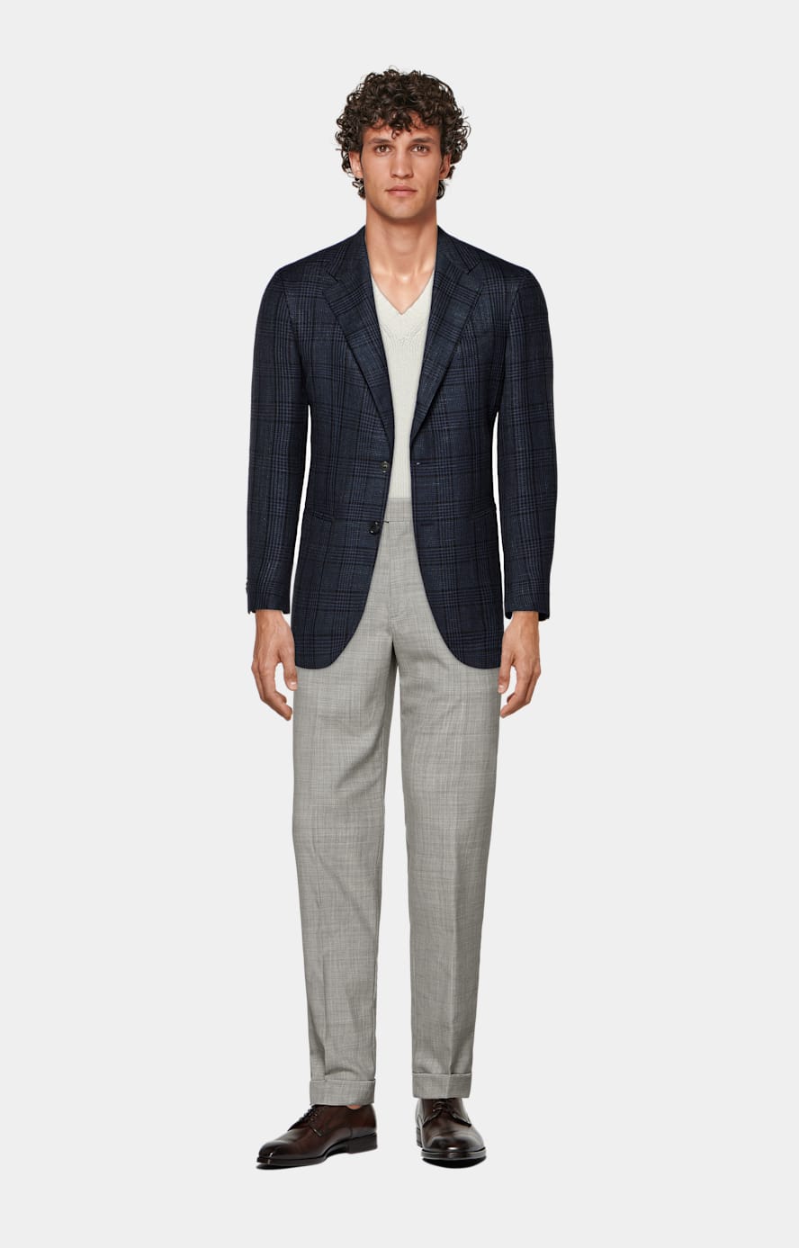 What pants should I wear with a gray blazer? - Quora