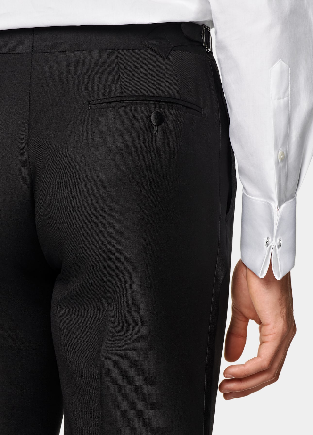 Tailored Fit Havana Tuxedo