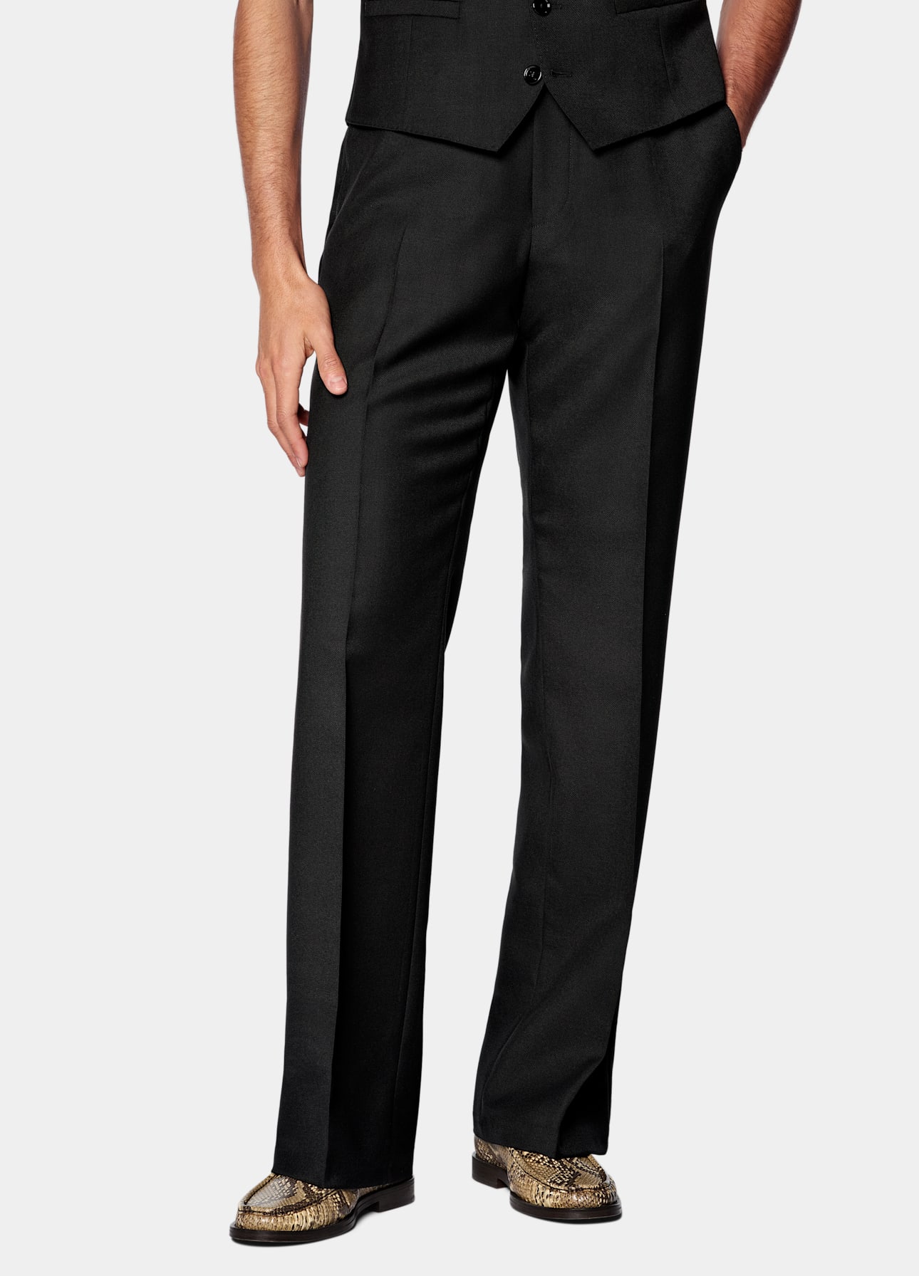 Relaxed Fit Roma Suit