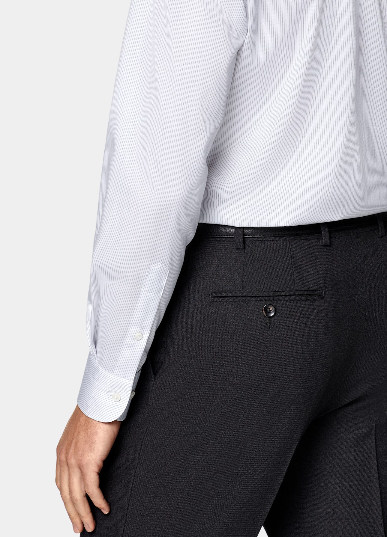 Tailored Fit Widespread Collar Shirt