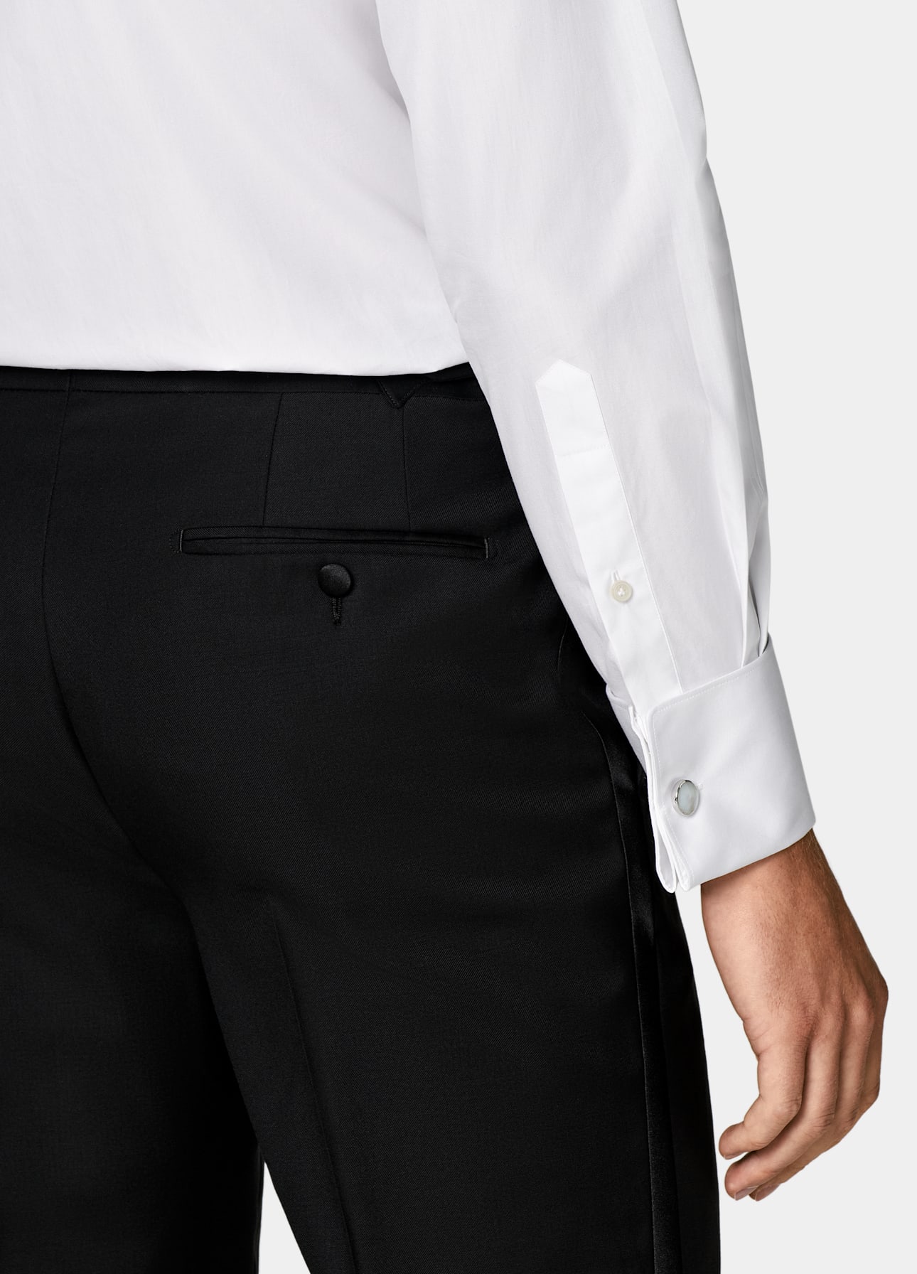Tailored Fit Widespread Collar Tuxedo Shirt