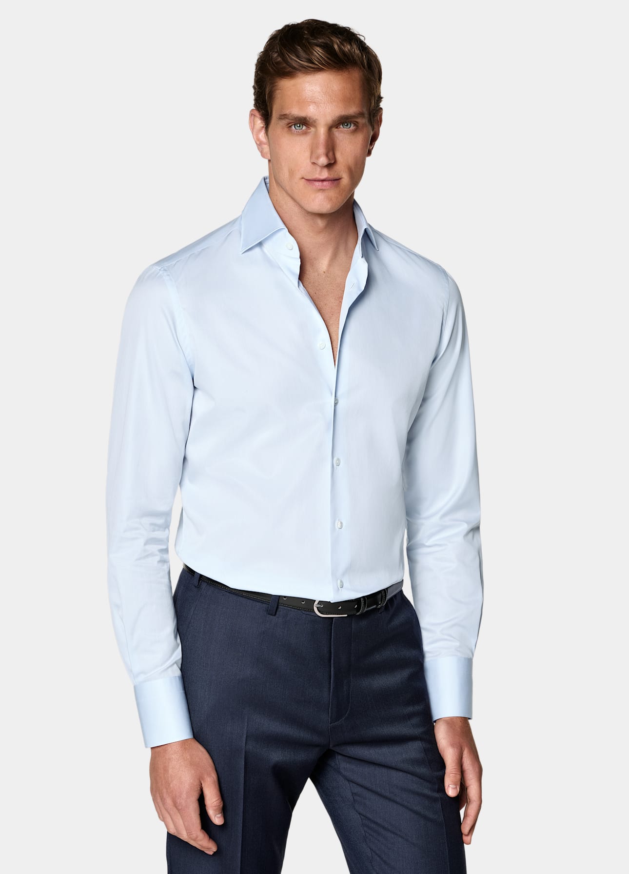 Tailored Fit Widespread Collar Shirt