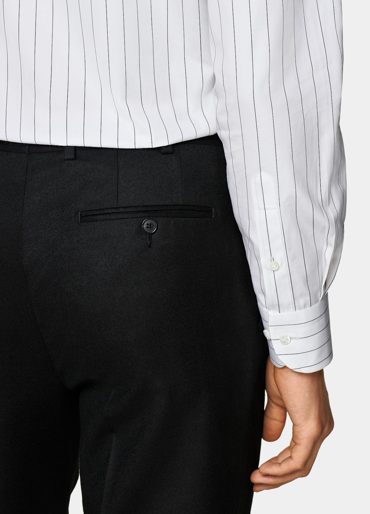 Tailored Fit Point Collar Shirt