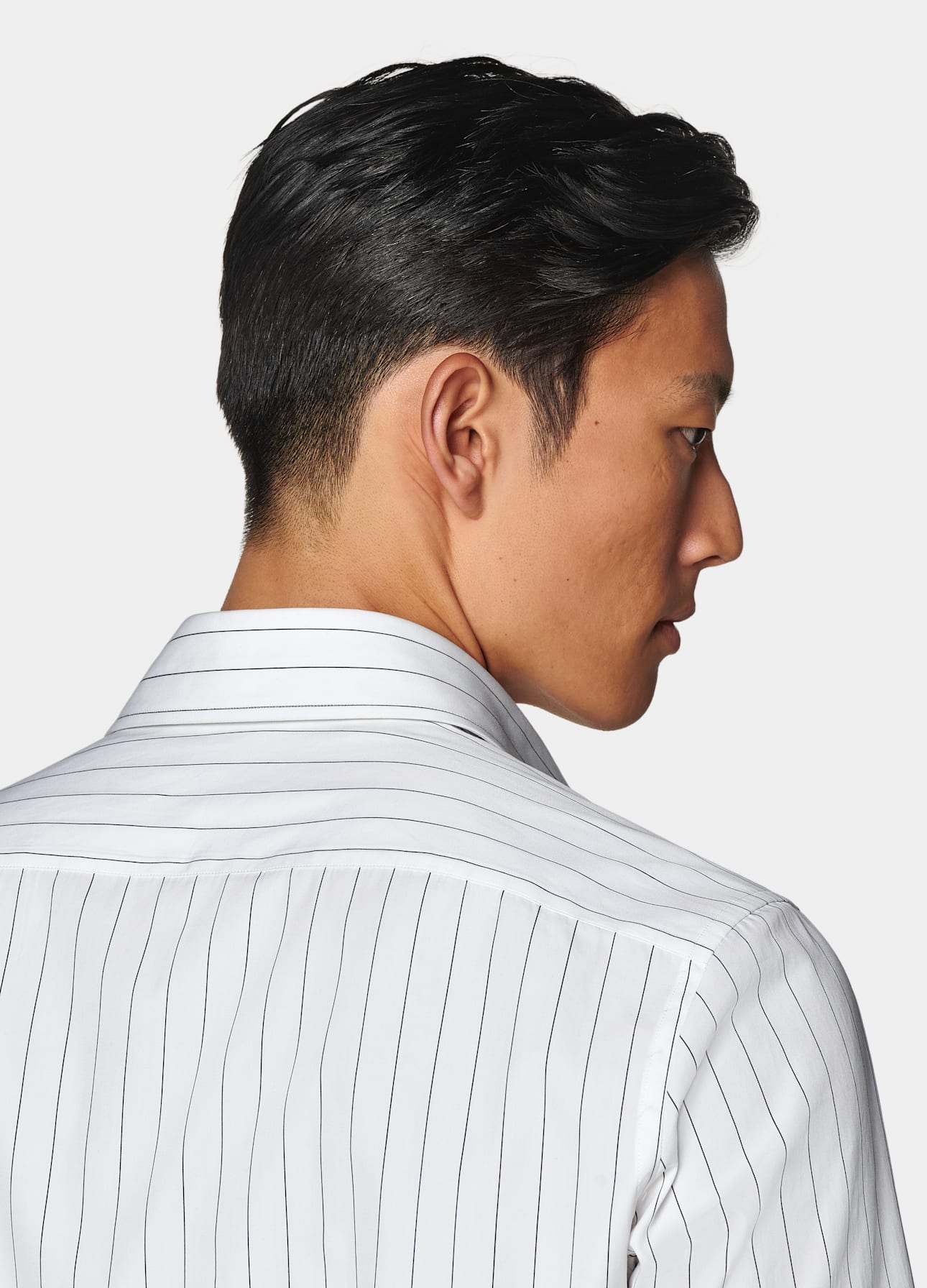 Tailored Fit Point Collar Shirt