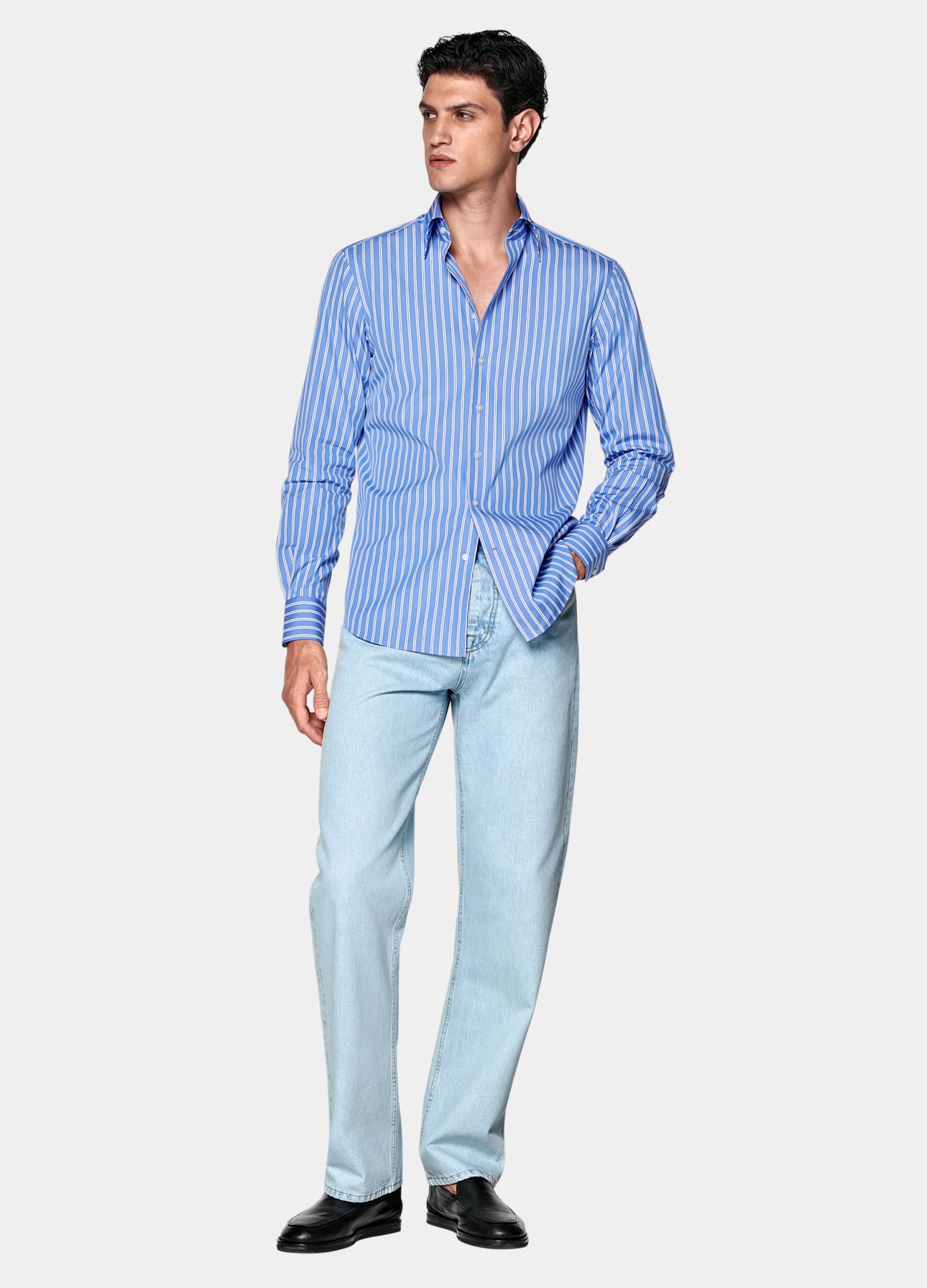Relaxed Fit Point Collar Shirt
