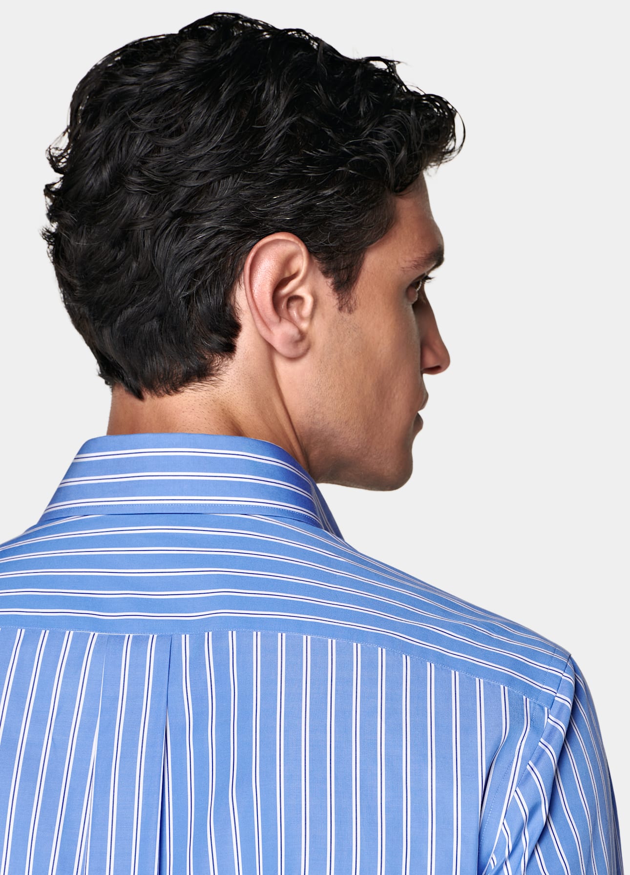 Relaxed Fit Point Collar Shirt