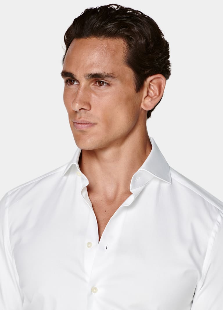 Tailored Fit Cutaway Collar Shirt