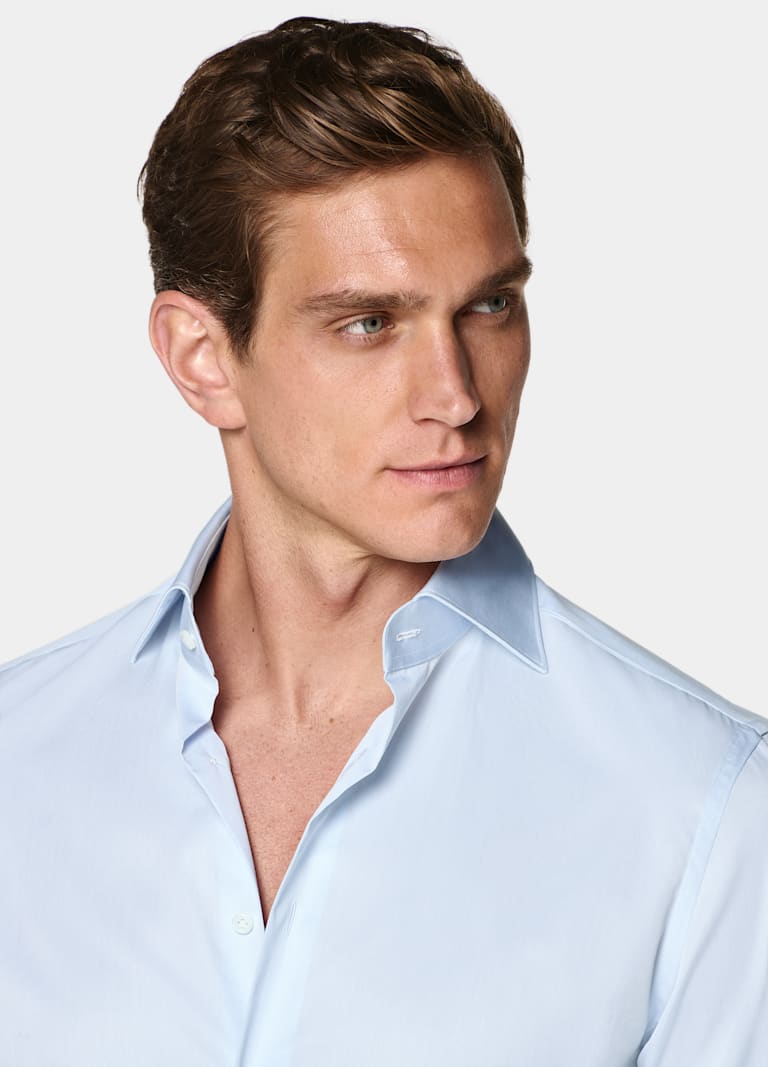 Tailored Fit Widespread Collar Shirt