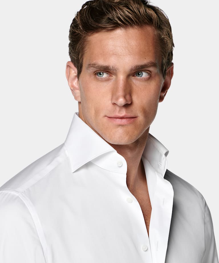 Tailored Fit Widespread Collar Shirt