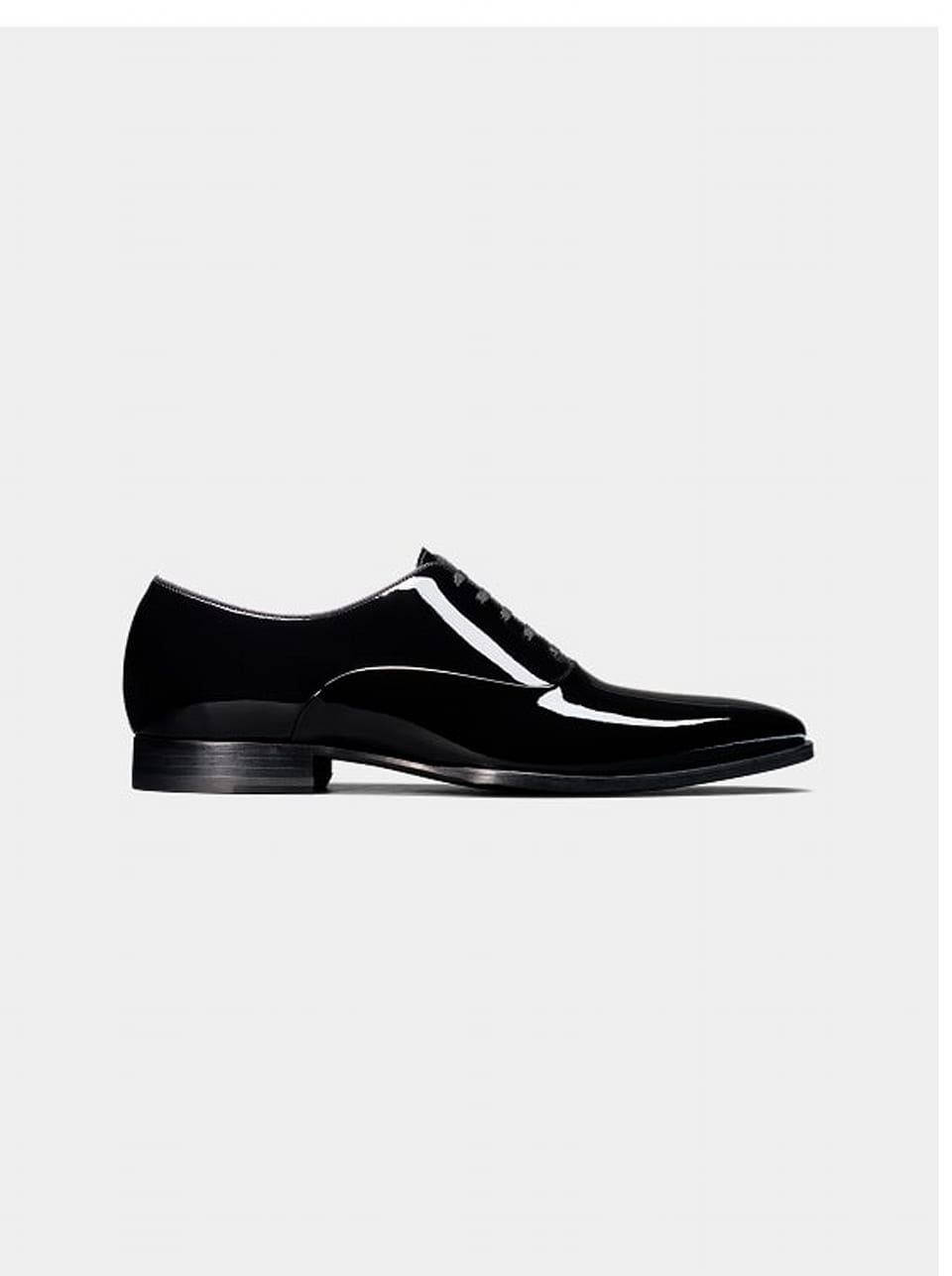 Patent leather lace up