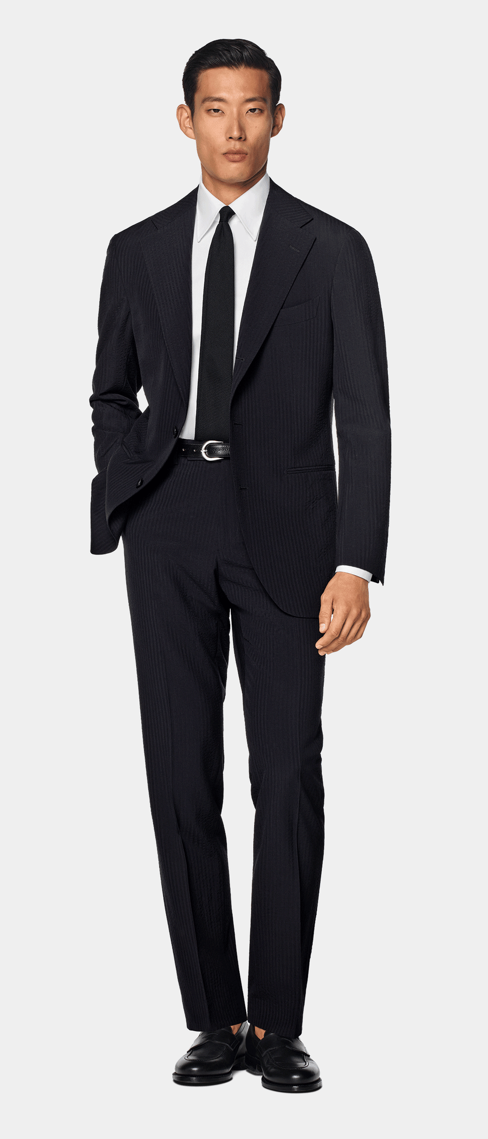 More ways to wear navy suit