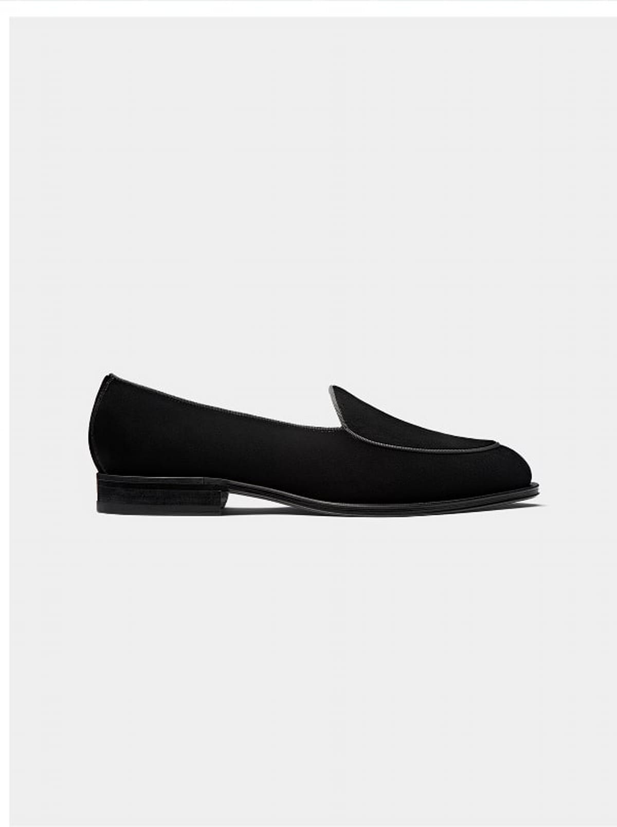Velvet slipper