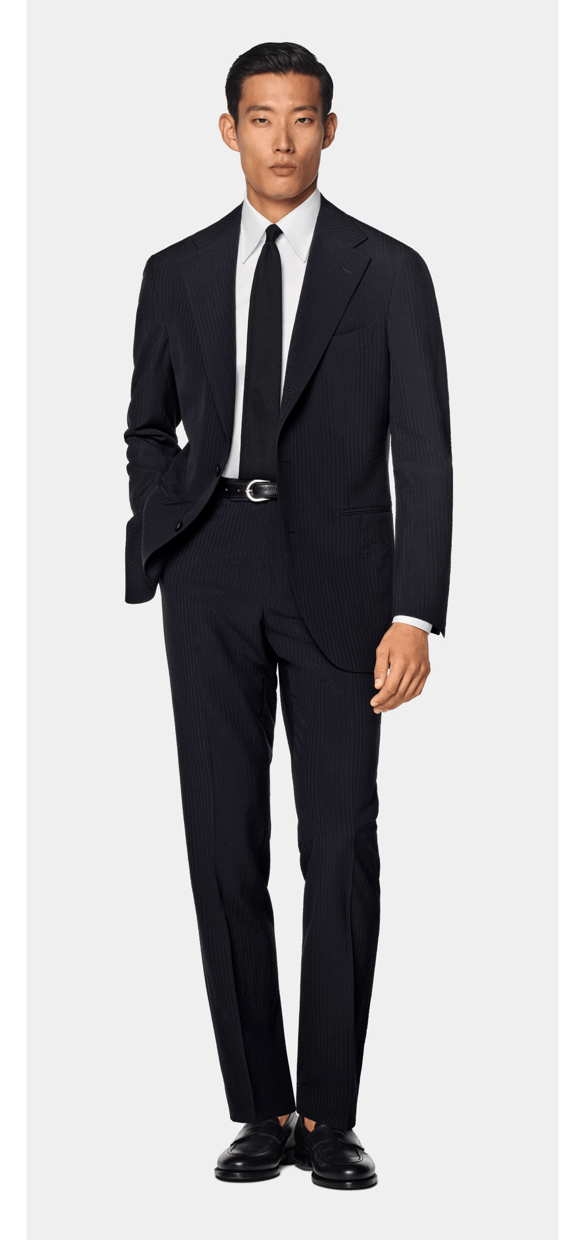 More ways to wear navy suit
